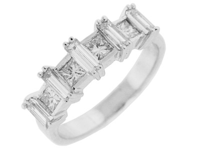 1.30 ct Princess Cut & Baguette Diamond 18k White Gold Ring
