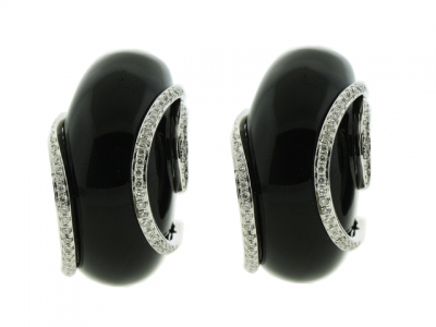 Curvy Cresent Shape Diamond & Black Onyx Huggie Earring