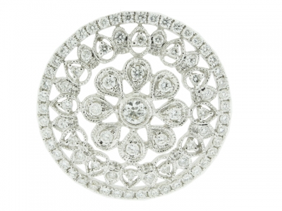 18k White Gold & Diamond Circle Shape Center Flower Pendant