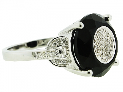 8.28ct Circle Shape Black Onyx & Pave Diamond 18k White Gold Cocktail Ring