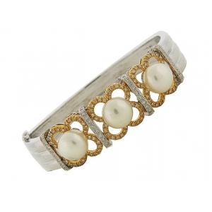 1.02 ct Diamond & Pearl 18k Two Tone Milgrain Bangle Bracelet