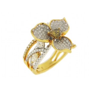 White & Yellow Diamond 18k Gold Flower Cocktail Ring